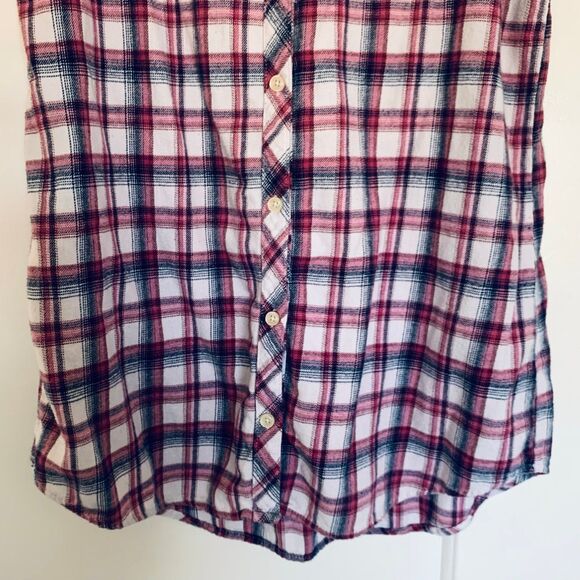 Forever 21 Red, Navy & White Plaid Flannel Button-Down Tunic Tank Shirt | Size L - Picture 6 of 10
